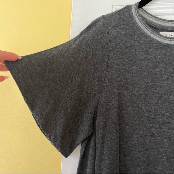 Velvet By Graham and Spencer Metallic Stripe Round Neck Tee Gray Small - Picture 2 of 13